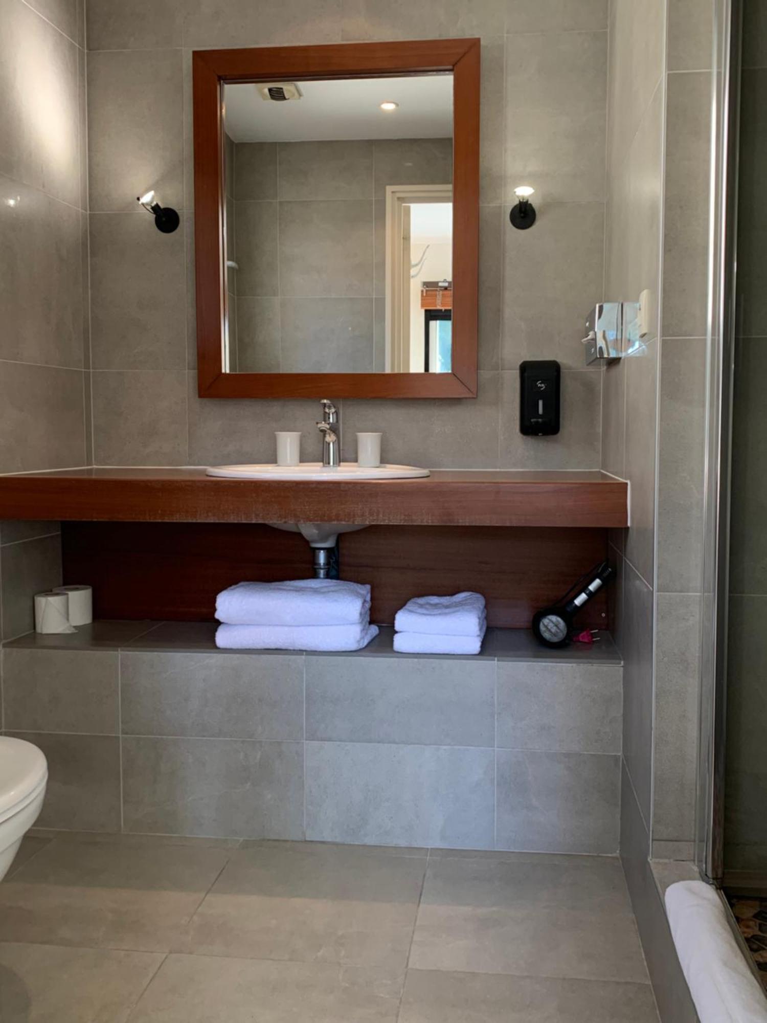 פורניק Hotel Beau Soleil מראה חיצוני תמונה